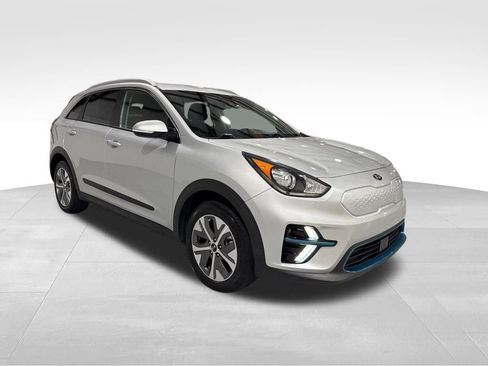 Used 2019 Kia Niro EX image 3