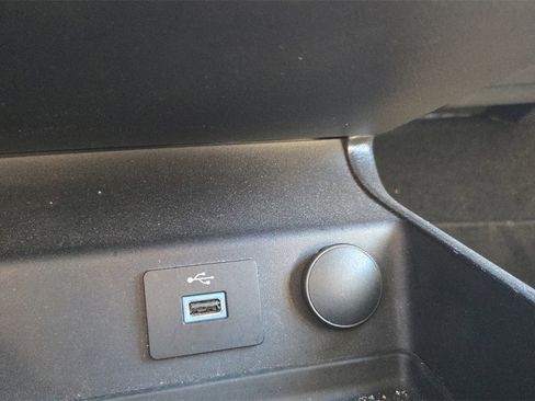 Used 2018 Ford Fusion S image 27