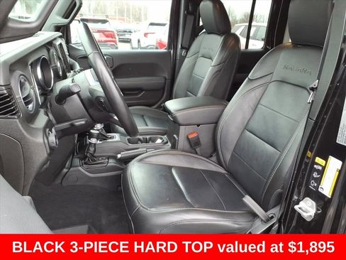 Used 2023 Jeep Wrangler Sahara w/ Cold Weather Group image 4