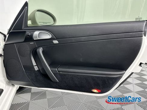 Used 2012 Porsche 911 Turbo S image 38