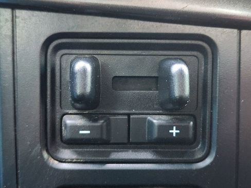 Used 2022 Ford F150 XL w/ STX Appearance Package RWD image 29