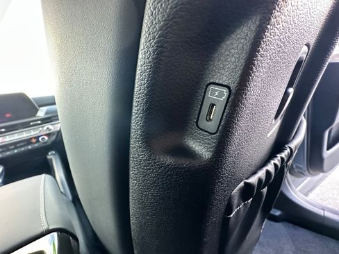 New 2025 Kia Telluride S image 21