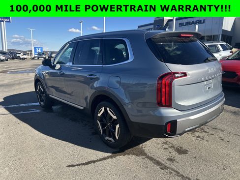 Used 2024 Kia Telluride S image 13