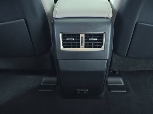 Used 2020 Lexus RX 350L Premium w/ Premium Package AWD/4WD image 33
