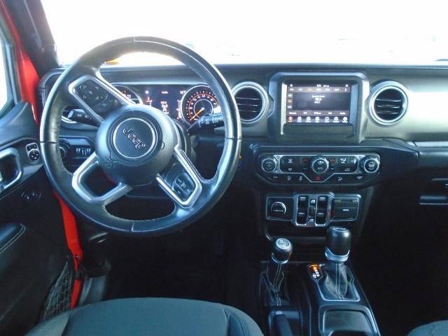 Used 2019 Jeep Wrangler Unlimited Sahara AWD/4WD image 18