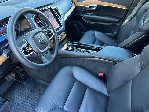 Certified 2024 Volvo XC90 T8 Core w/ Protection Package Premier image 11