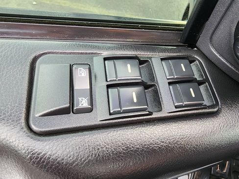 Used 2009 Land Rover Range Rover Sport HSE AWD/4WD image 15