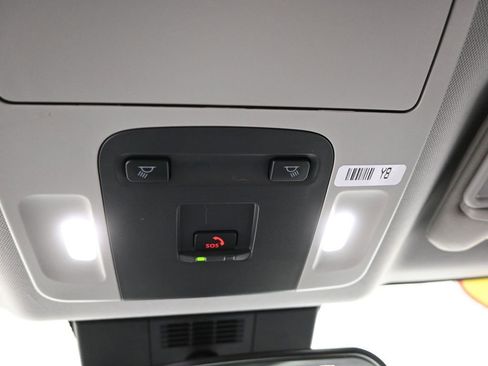 Used 2025 Toyota Camry LE image 23