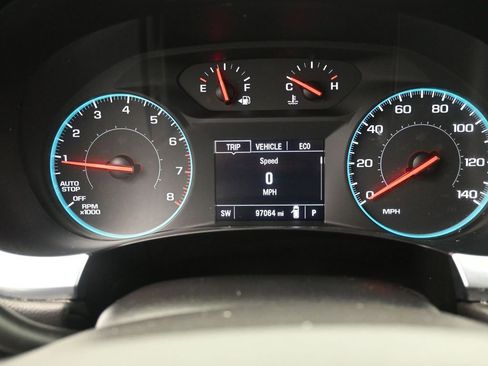 Used 2020 Chevrolet Traverse LT image 9