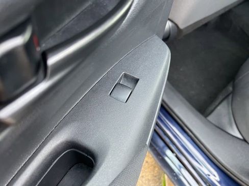 Used 2023 Toyota Corolla LE image 42