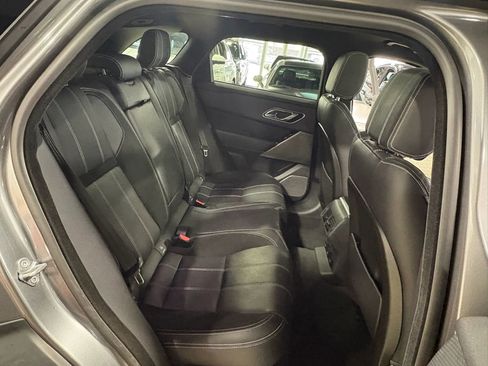 Used 2019 Land Rover Range Rover Velar S image 13