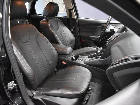 Used 2013 Ford Focus Titanium image 14