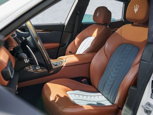 Used 2021 Maserati Levante S GranLusso image 21