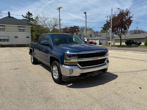 Used 2018 Chevrolet Silverado 1500 LT w/ All Star Edition AWD/4WD image 1