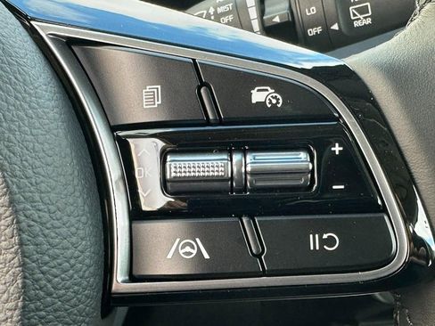 New 2026 Kia Seltos EX image 18