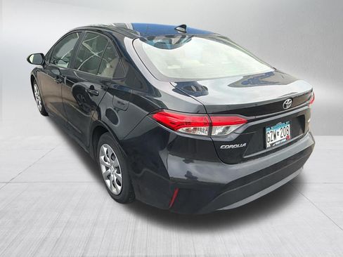 Used 2022 Toyota Corolla LE FWD image 8