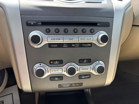 Used 2014 Nissan Murano SL w/ Navigation Package AWD/4WD image 28