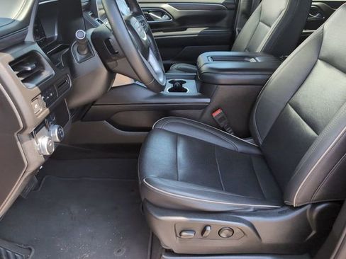 Certified 2024 GMC Yukon XL SLT RWD image 18