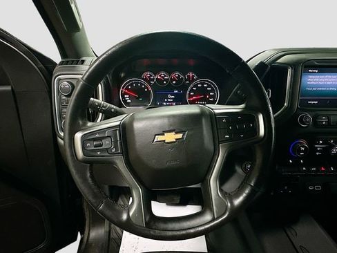 Used 2021 Chevrolet Silverado 1500 LT image 12