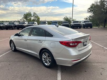 Used 2015 Hyundai Sonata SE w/ Option Group 09