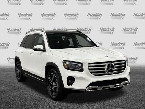 New 2026 Mercedes-Benz GLB 250 4MATIC image 2