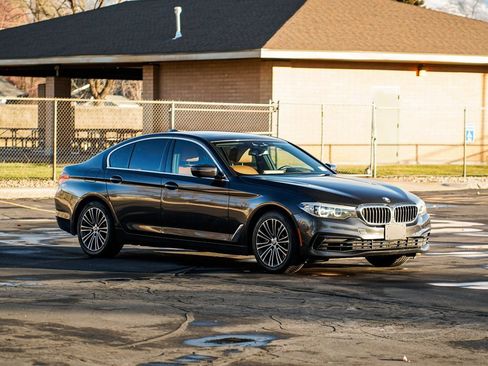 Used 2019 BMW 540i xDrive 540i xDrive w/ Convenience Package image 3