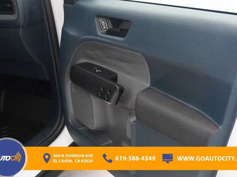 Used 2025 Ford Maverick XL FWD image 16