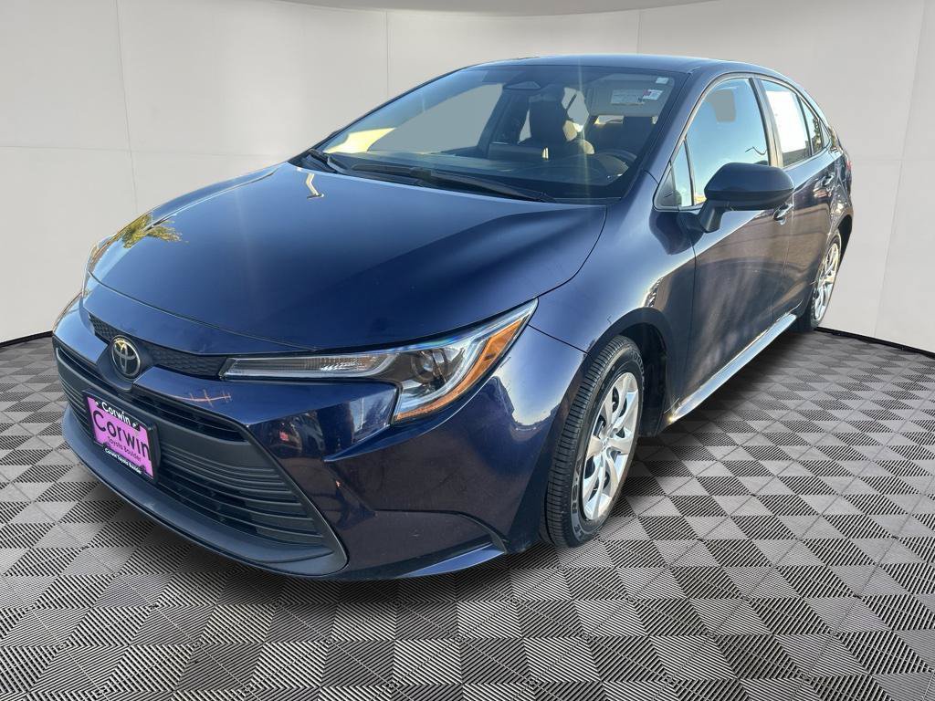 Used 2024 Toyota Corolla LE FWD image 3