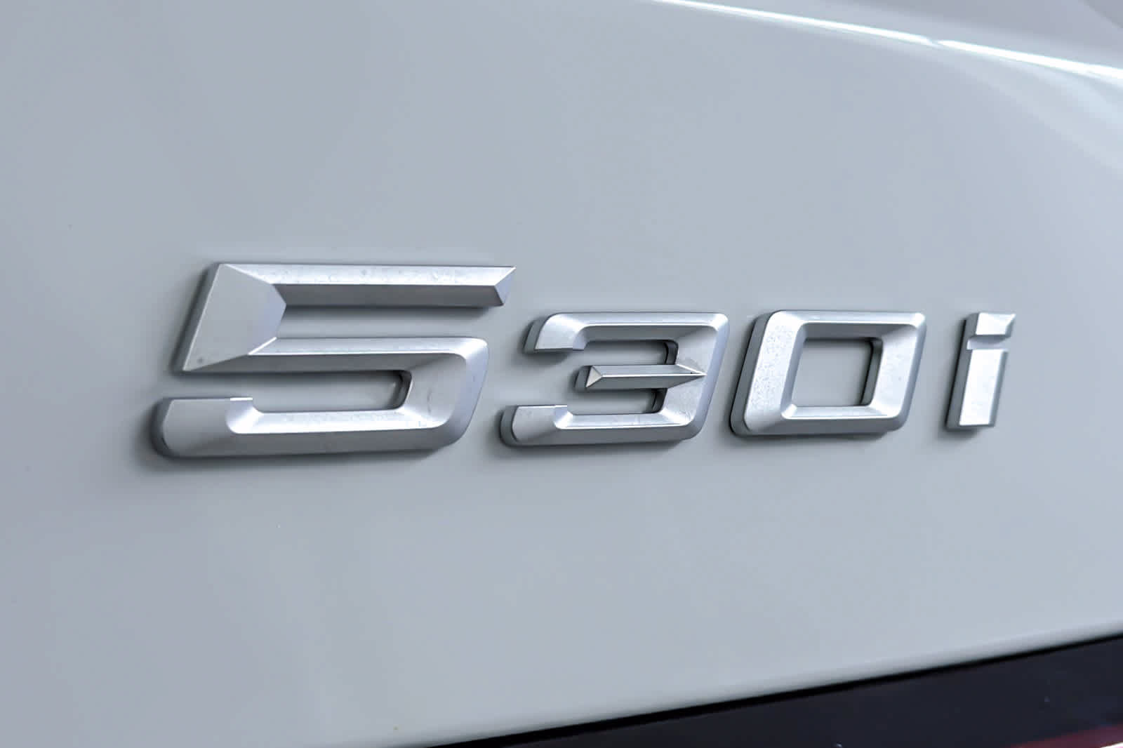 Used 2026 BMW 530i w/ Premium Package RWD image 25