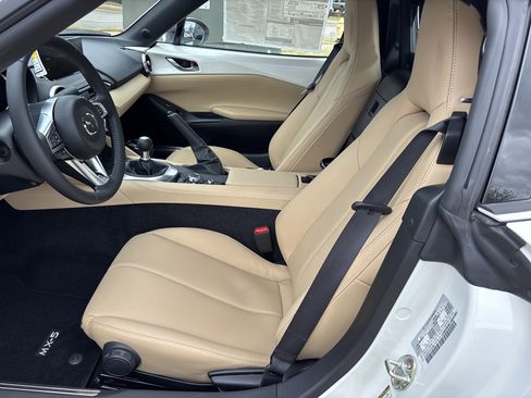 New 2026 MAZDA MX-5 Miata RF Grand Touring RWD image 13
