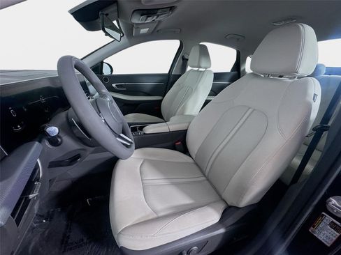 Used 2024 Hyundai Sonata SEL FWD image 12