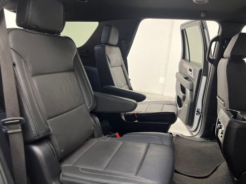 Used 2025 GMC Yukon Denali image 18