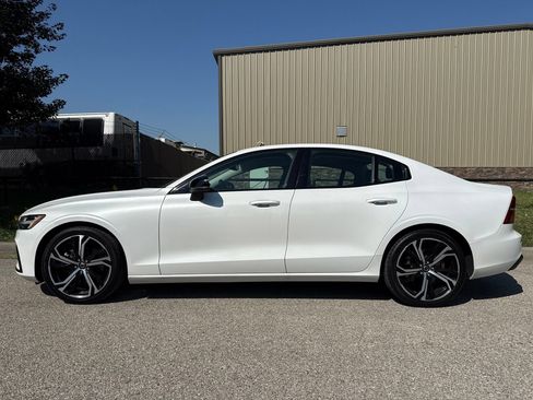Used 2024 Volvo S60 B5 Core AWD/4WD image 9