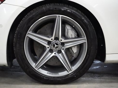 Used 2018 Mercedes-Benz E 300 w/ Premium 2 Package (Q02) image 37