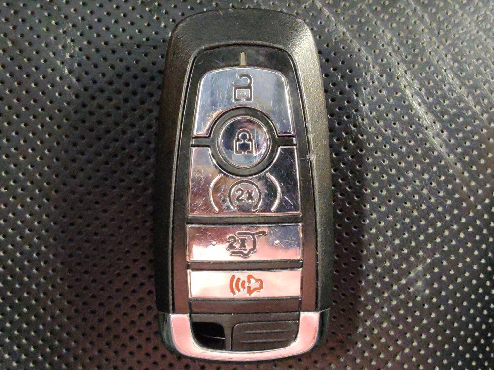 Used 2022 Lincoln Corsair Reserve w/ Equipment Group 201A FWD image 32