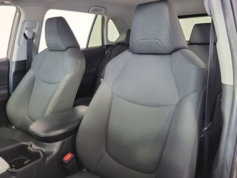 Used 2024 Toyota RAV4 LE FWD image 20