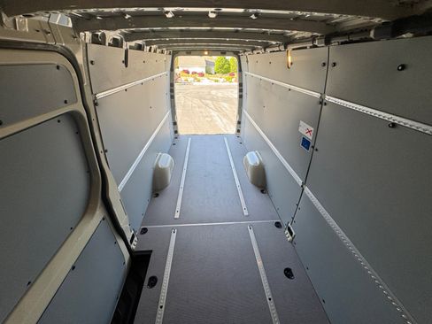 New 2026 Mercedes-Benz Sprinter 2500 image 31