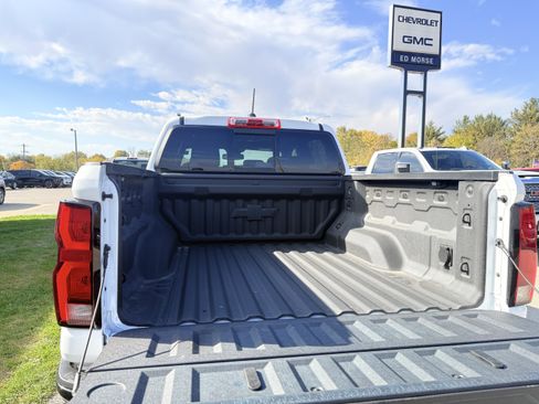 New 2025 Chevrolet Colorado ZR2 w/ Off-Road Front Bumper Package AWD/4WD image 7