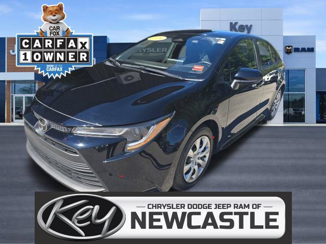 Used 2024 Toyota Corolla LE FWD image 1