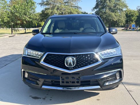 Used 2018 Acura MDX w/ Advance Package FWD image 3