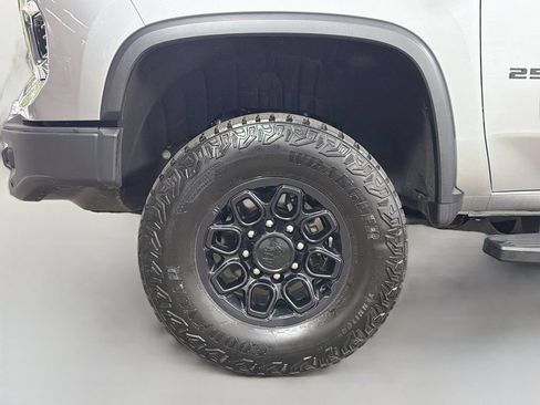 Used 2025 Chevrolet Silverado 2500 ZR2 w/ ZR2 Bison Edition AWD/4WD image 34