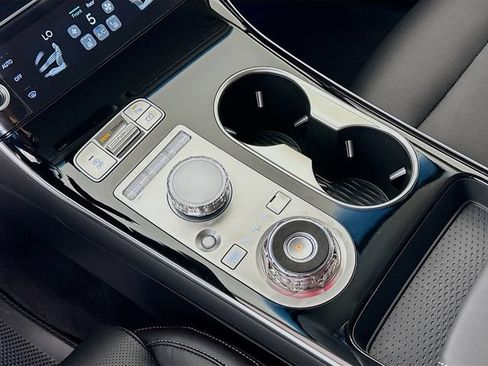New 2026 Genesis GV70 2.5T AWD/4WD image 15