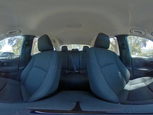 Used 2025 Toyota Corolla LE FWD image 35