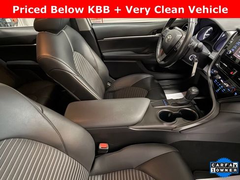 Used 2024 Toyota Camry SE image 23