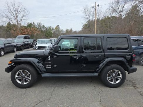 Used 2021 Jeep Wrangler Unlimited Sahara w/ Safety Group image 4