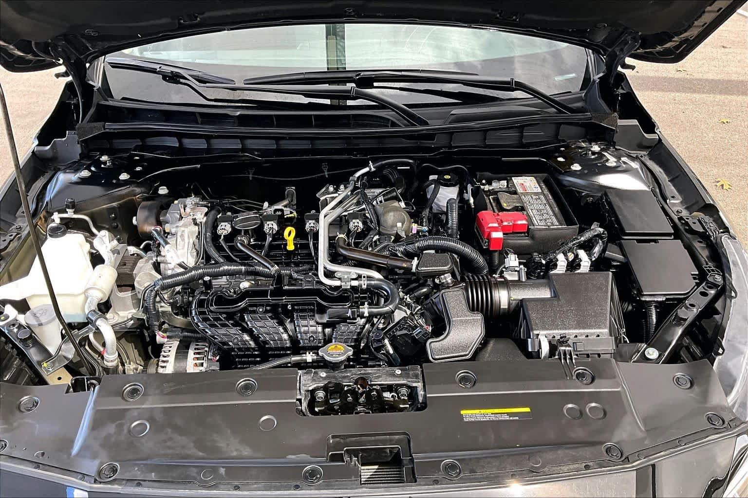 Certified 2025 Nissan Altima 2.5 SR w/ SR Premium Package FWD image 32