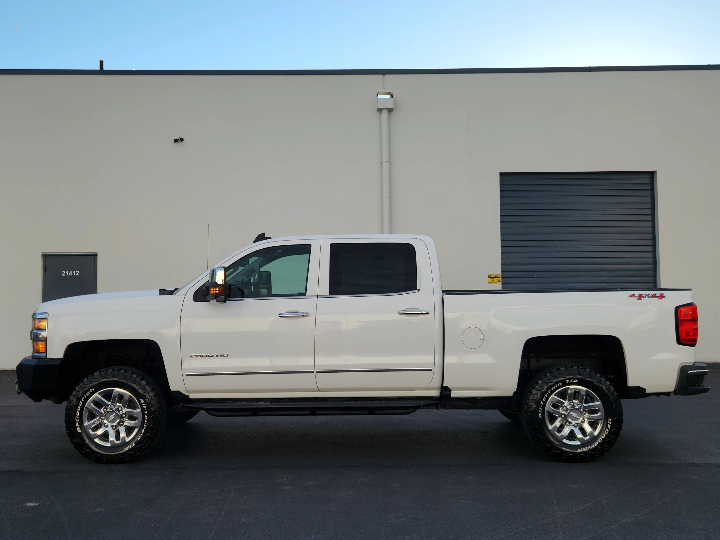 Used 2016 Chevrolet Silverado 2500 LTZ AWD/4WD image 2