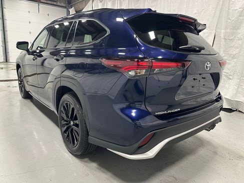 Used 2025 Toyota Highlander XSE image 5