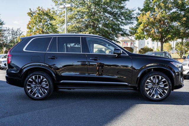 Used 2026 Volvo XC90 B6 Plus w/ Protection Package Premier AWD/4WD image 3
