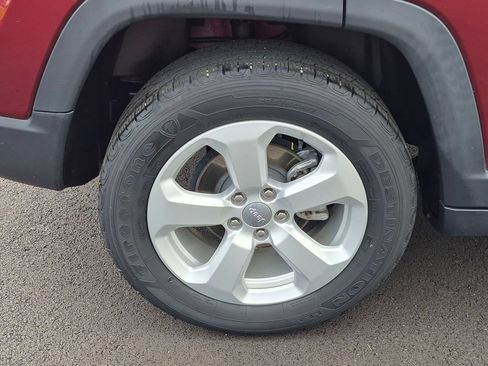 Used 2020 Jeep Compass Latitude AWD/4WD image 28